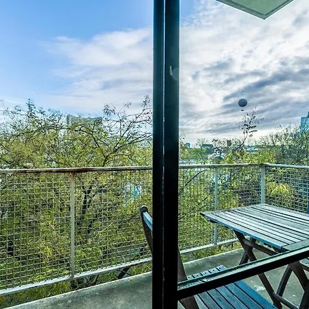 Apartment Elegant 16th - Near The Seine Paris
