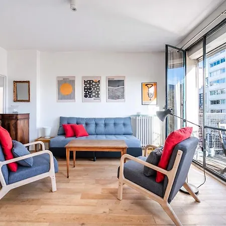 Elegant 16th - Near The Seine Apartment