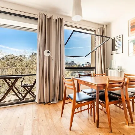 Apartment Elegant 16th - Near The Seine Paris