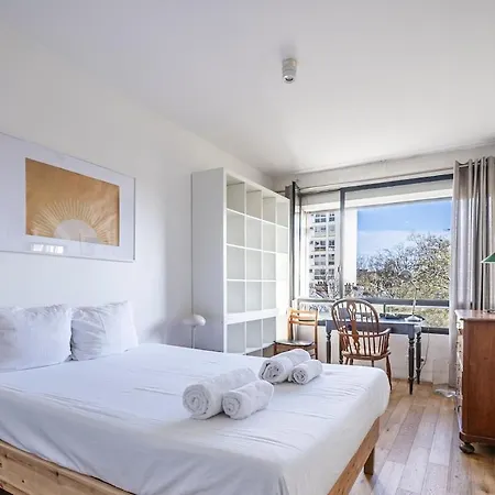 Apartment Elegant 16th - Near The Seine Paris